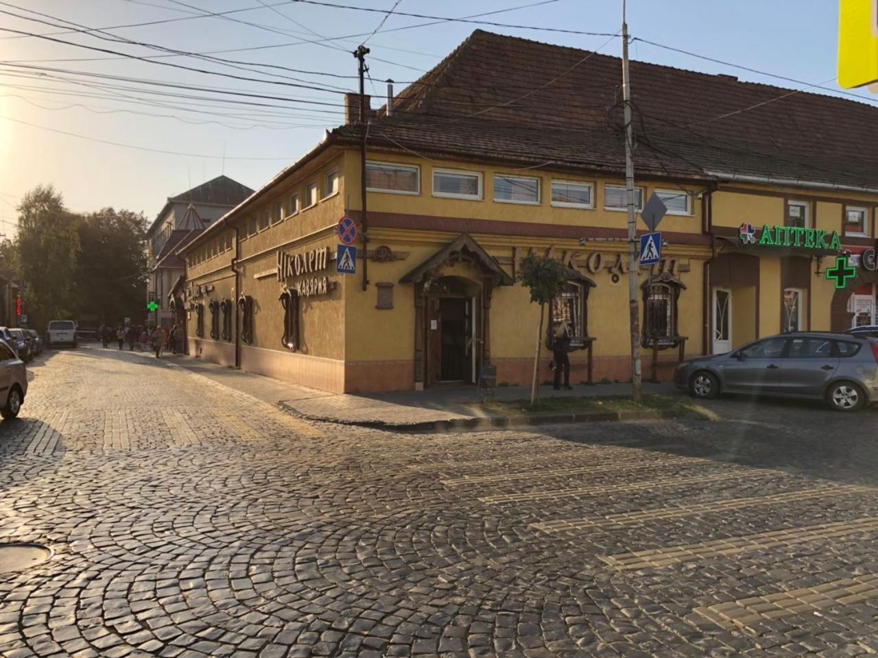 Hotel Daniel Mukacheve Ngoại thất bức ảnh